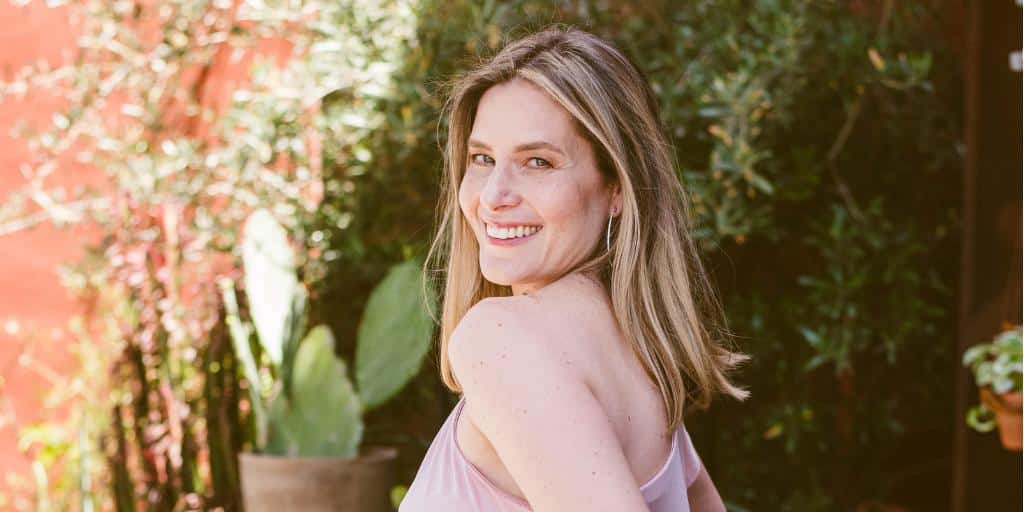 Photos by Hey Saturday, the original (and best, if you ask us!) dating photography agency.